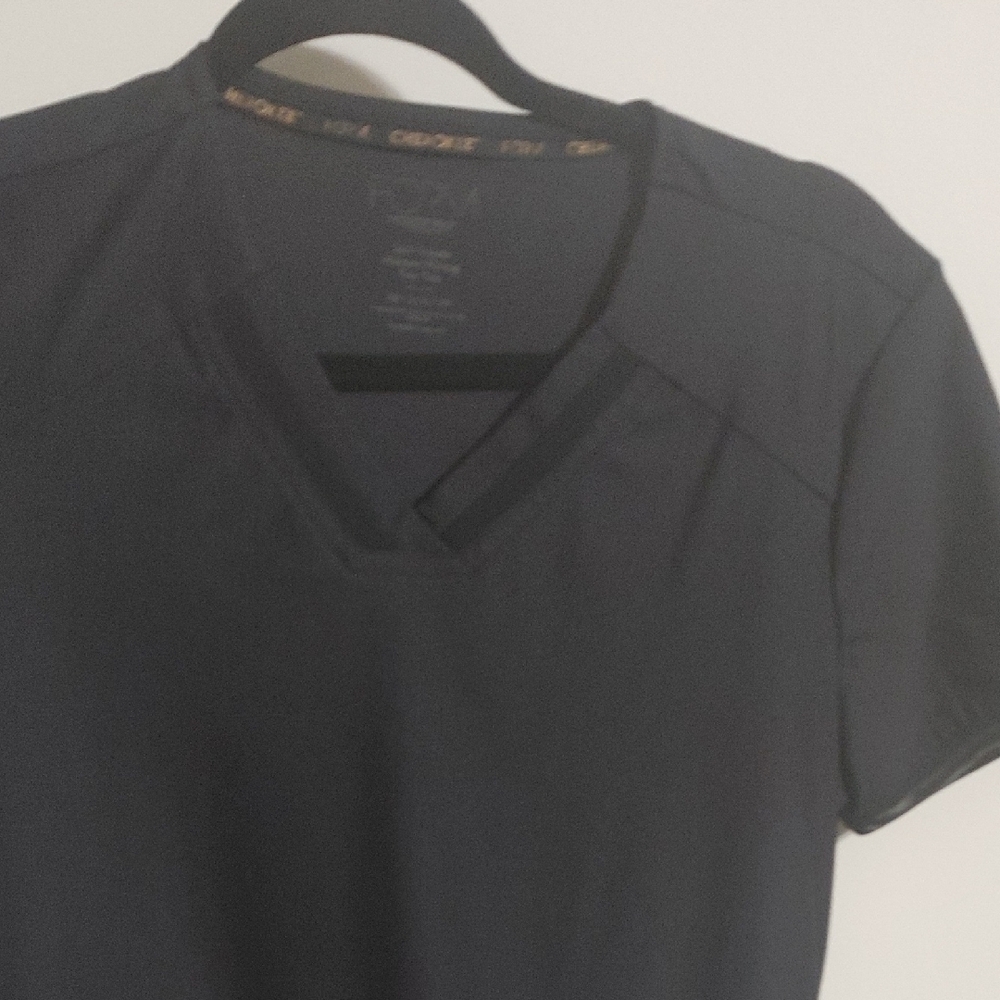 Scrubs Top Cherokee Black Short Sleeve Tee V-Neck